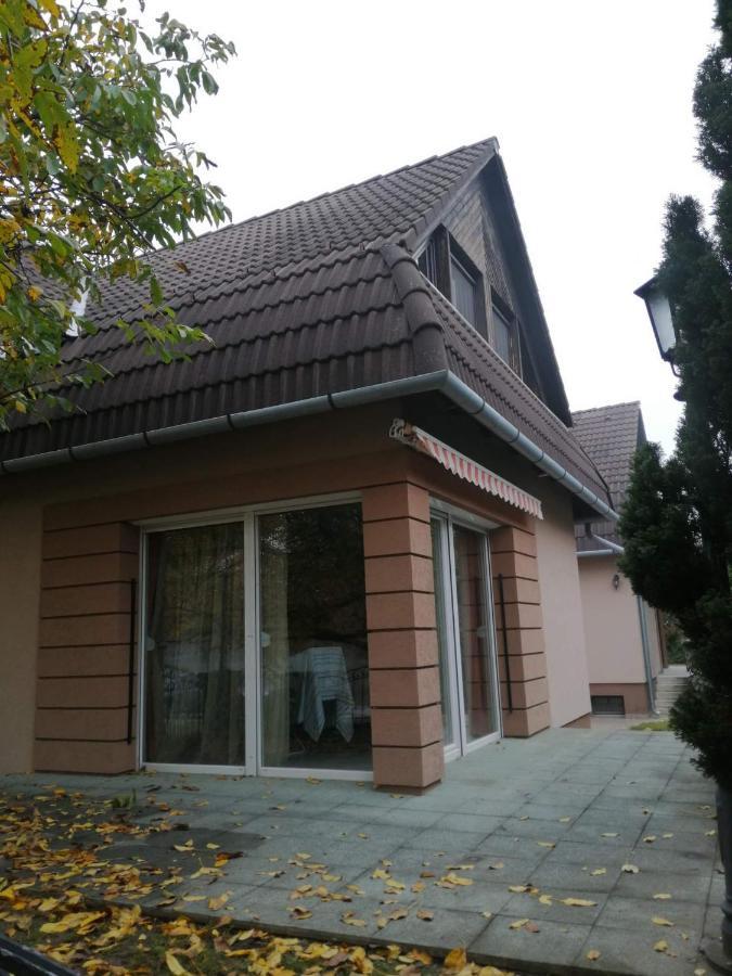 Siofoki Nyaralohaz Villa Exterior foto